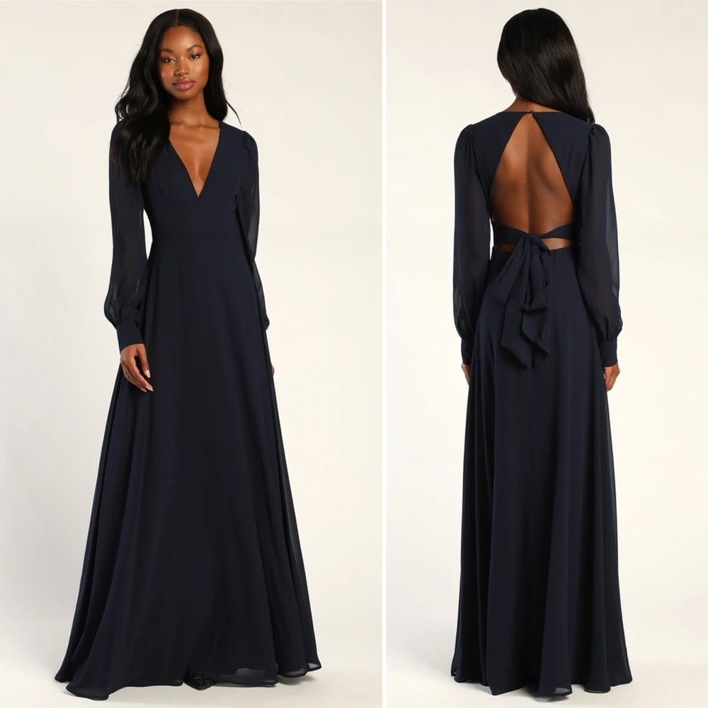 NWT Lulu’s Talk About Divine Navy Blue Long Sleeve Backless Maxi Dress Size M